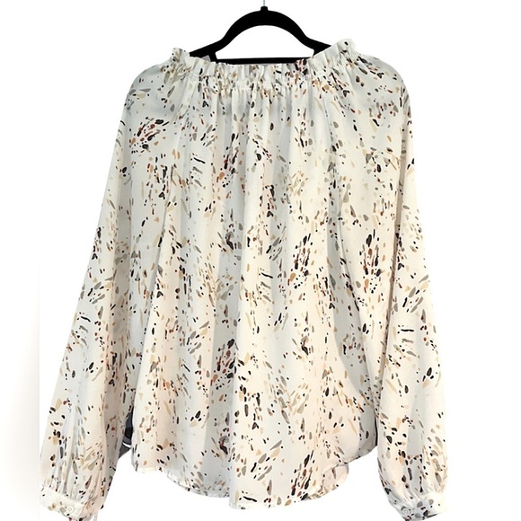 A New Day Ivory Abstract Tie-Neck Peasant Blouse, M - Picture 3 of 7